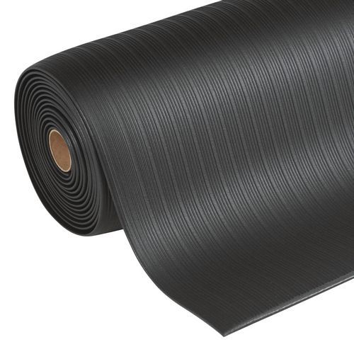 Protiúnavová průmyslová rohož Manutan Expert s rýhovaným povrchem, šířka 122 cm, metrážová, černá